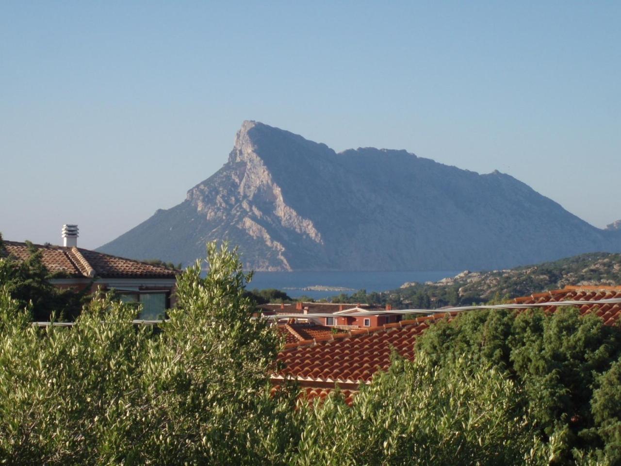 Hotel Lu Pitrali Сан-Теодоро Екстер'єр фото