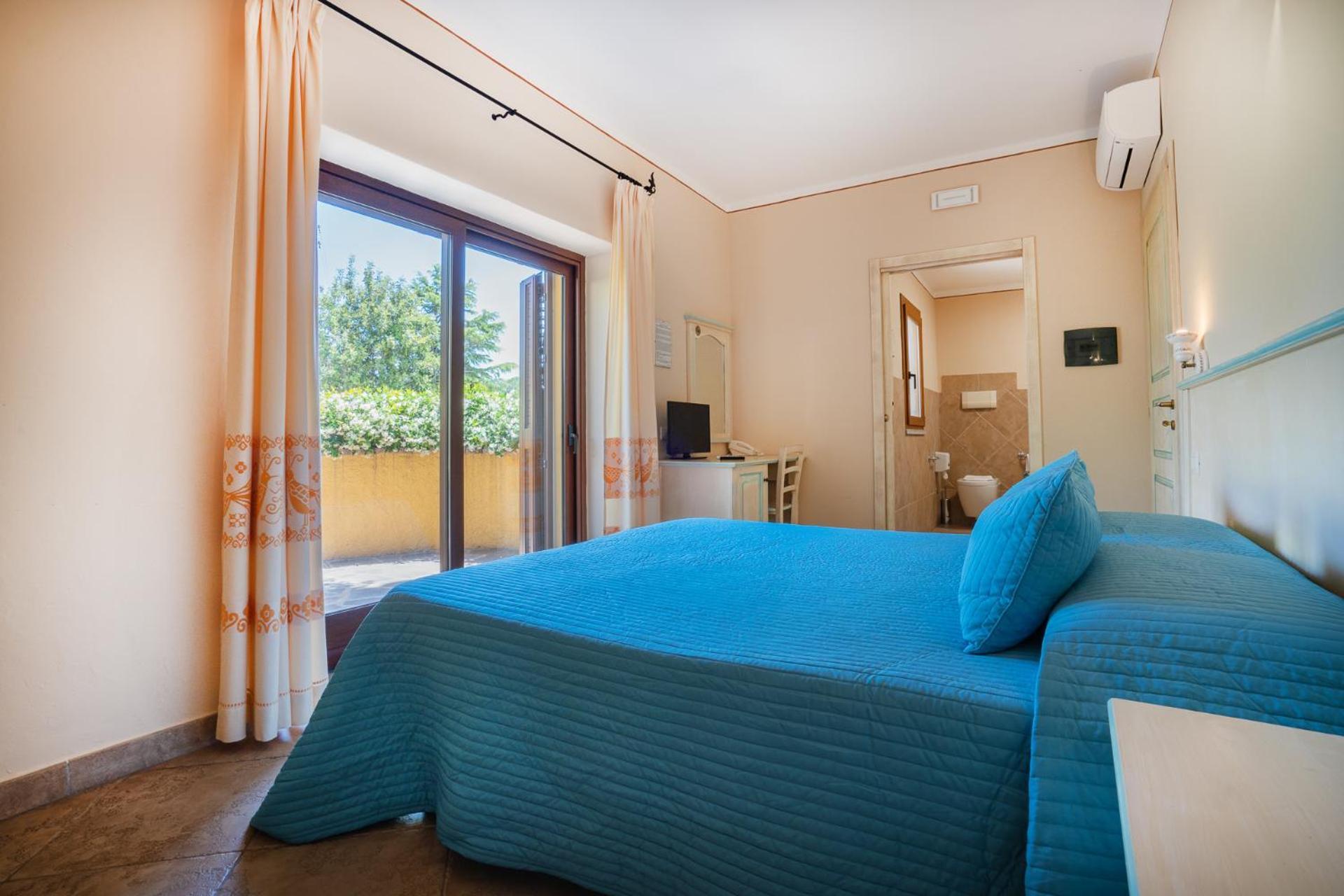 Hotel Lu Pitrali Сан-Теодоро Екстер'єр фото