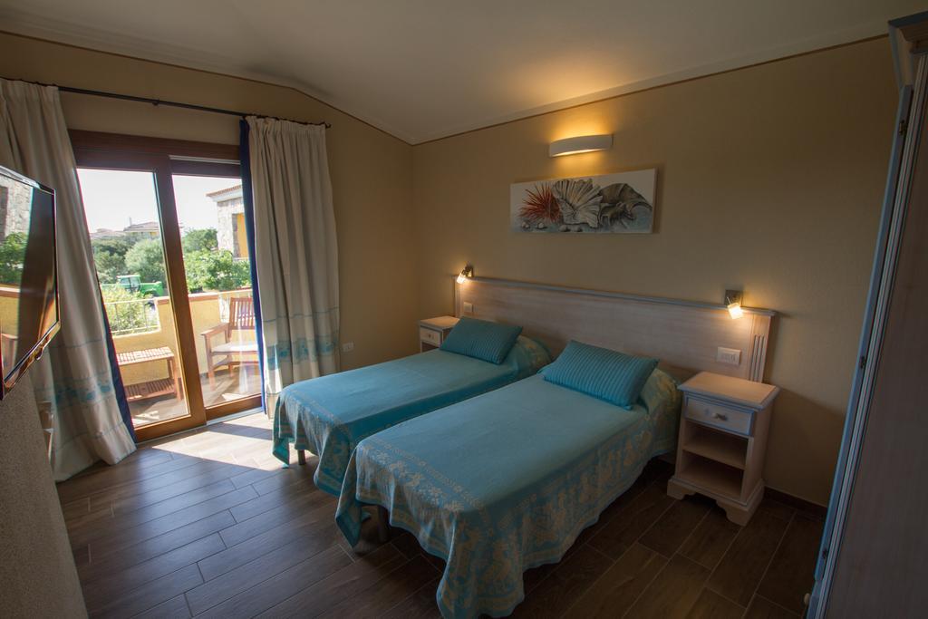 Hotel Lu Pitrali Сан-Теодоро Екстер'єр фото